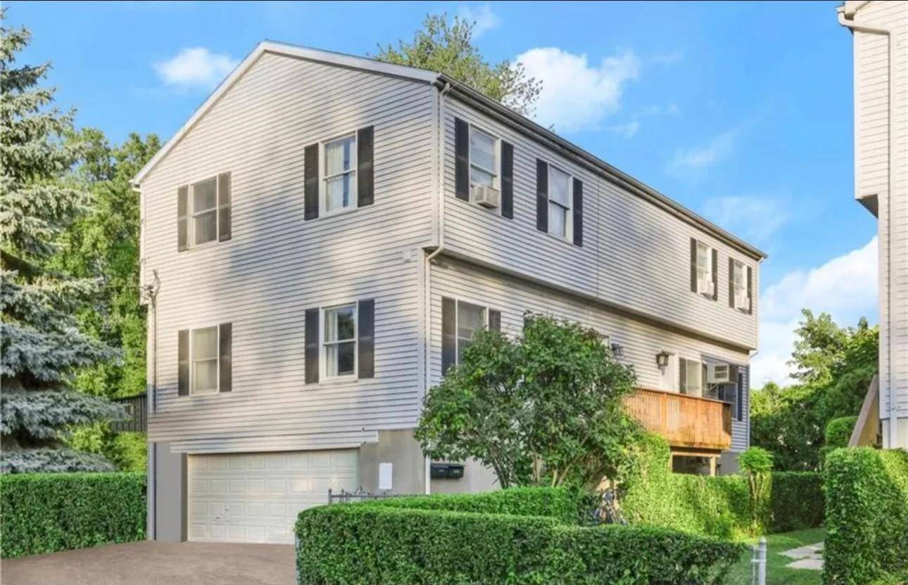 132 Waverly AVE #2, Mamaroneck, NY 10543