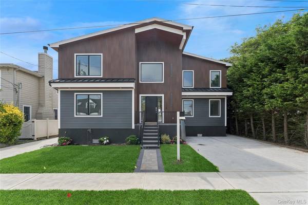 141 Flamingo ST, Atlantic Beach, NY 11509