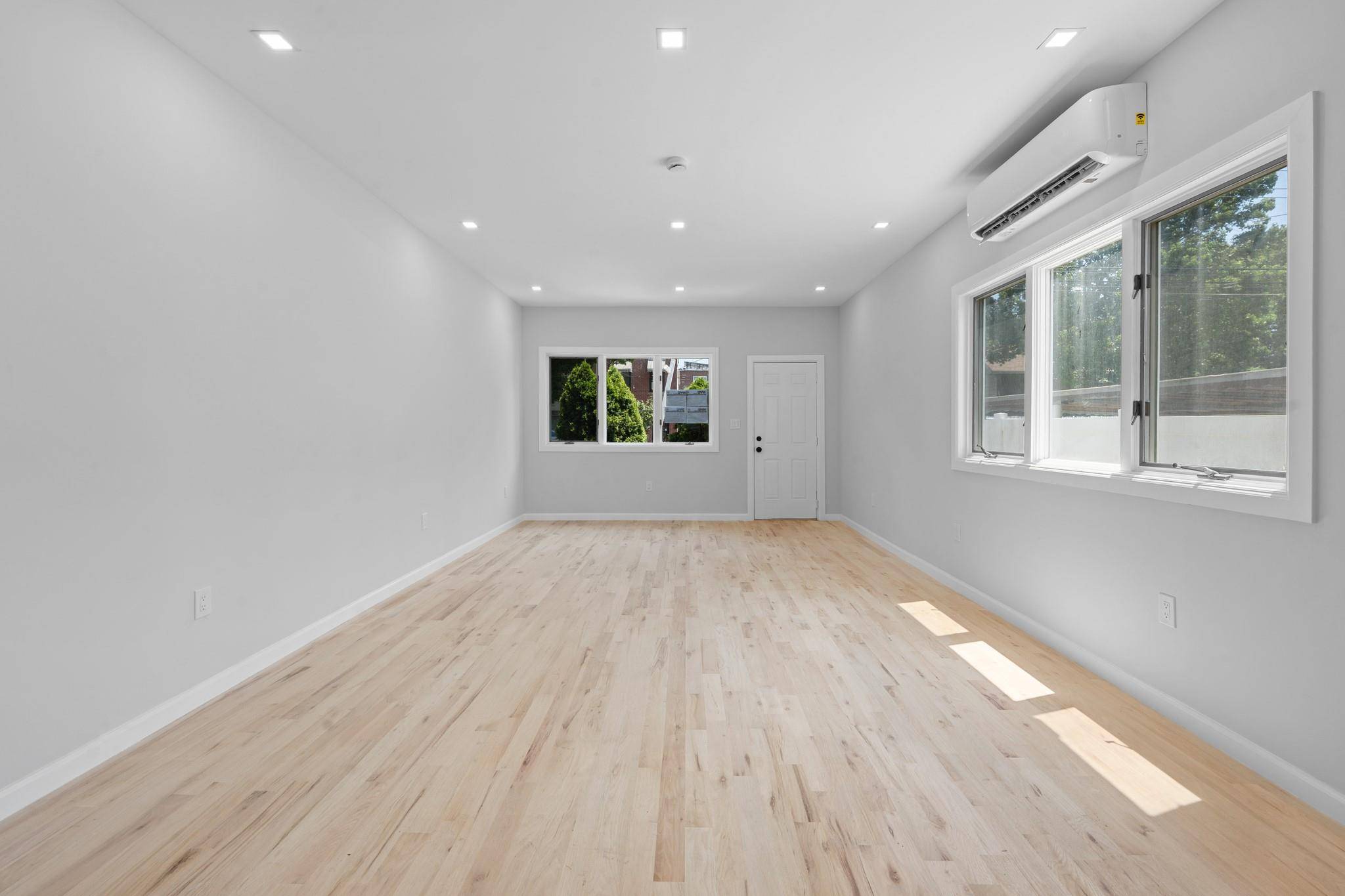 Brooklyn, NY 11234,1276 E 59th ST
