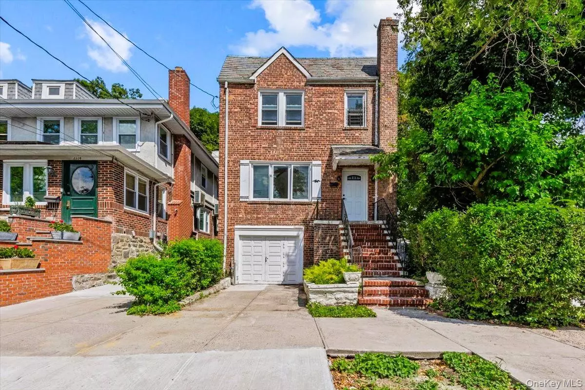 Bronx, NY 10471,6112 Fieldston RD