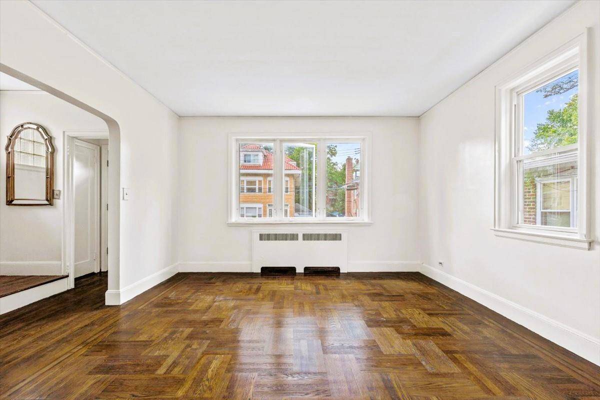 Bronx, NY 10471,6112 Fieldston RD