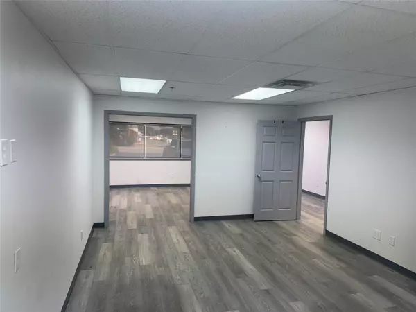 Miller Place, NY 11777,595 Rt 25A #13