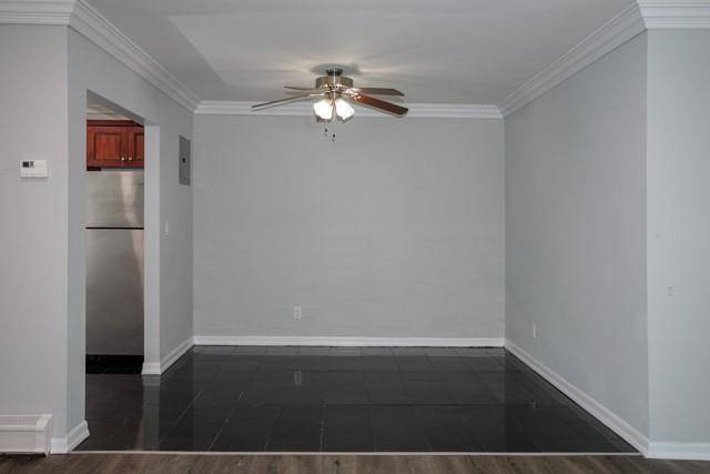 Smithtown, NY 11787,37 Elliot PL #37-8A