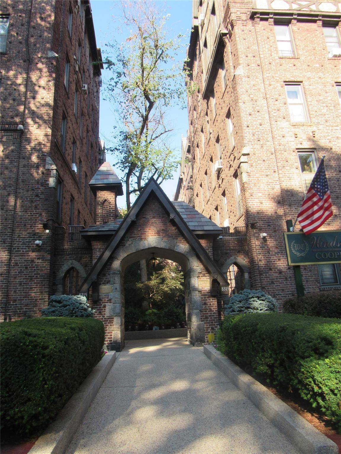 83-15 116th ST #1K, Kew Gardens, NY 11415