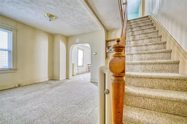 Staten Island, NY 10302,25 Lexington AVE