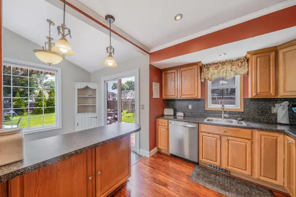 Medford, NY 11763,1902 Phillips DR