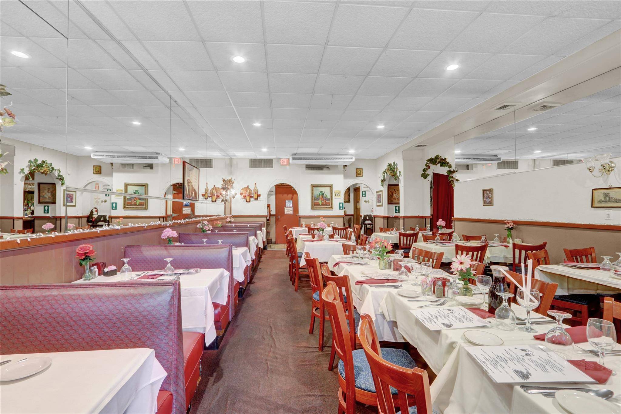Massapequa, NY 11758,5422 Merrick RD
