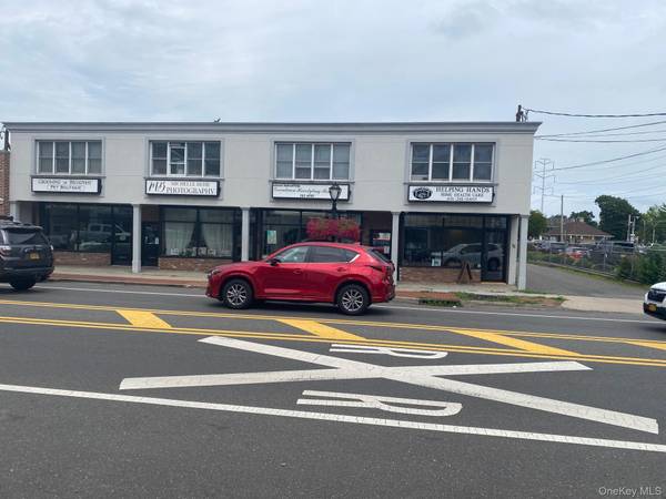 Greenlawn, NY 11740,70 Broadway #A