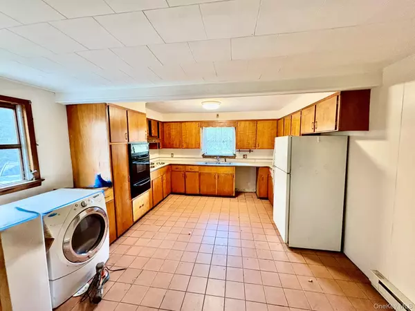 Livingston Manor, NY 12758,476 Old Route 17