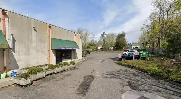 East Northport, NY 11731,3023A Jericho TPKE