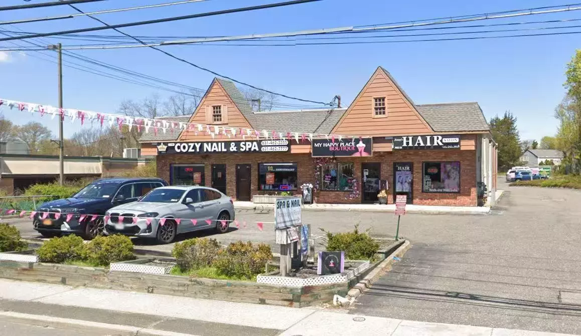 East Northport, NY 11731,3023A Jericho TPKE