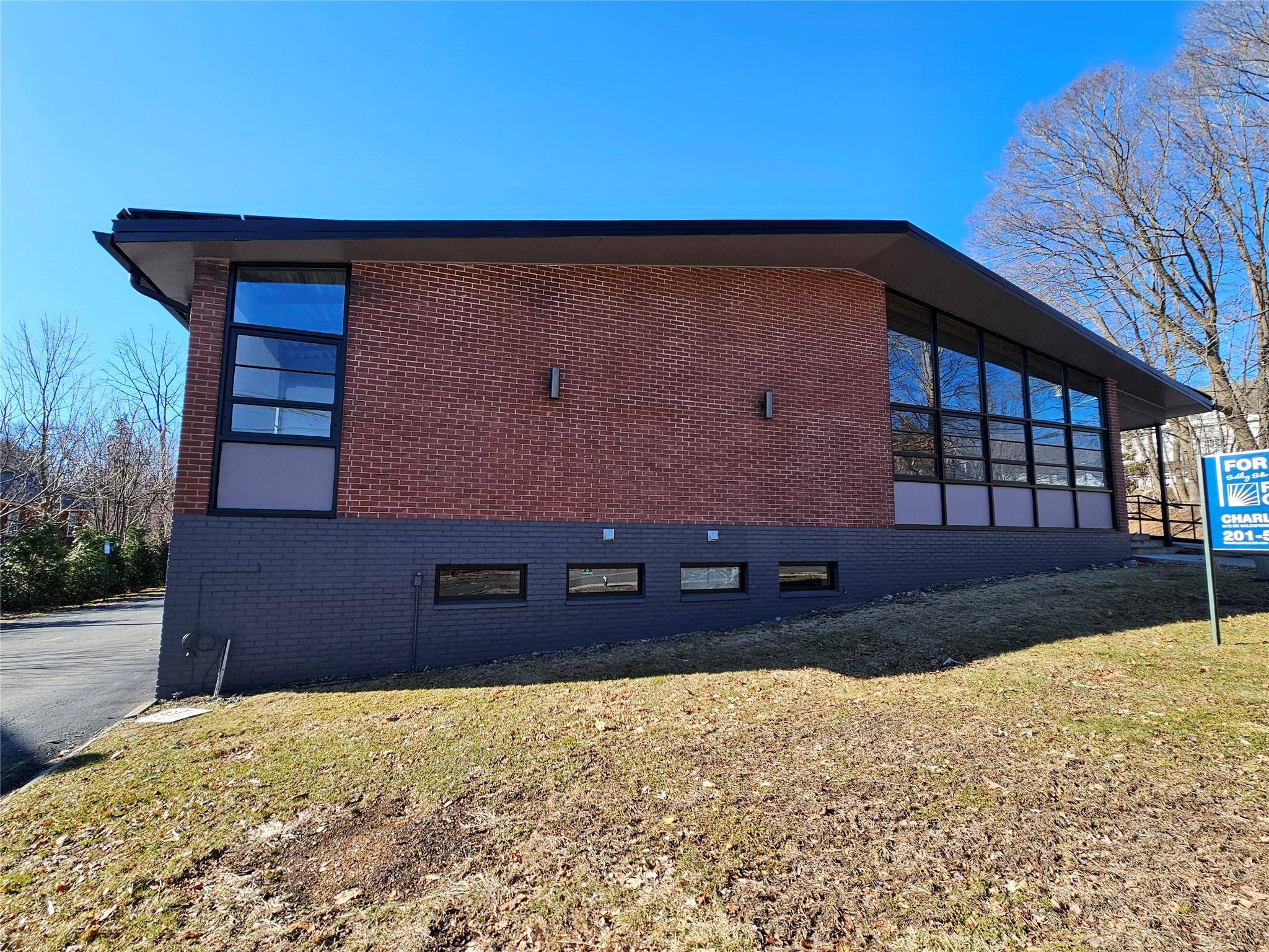 23 West ST, Warwick, NY 10990