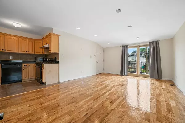 Jamaica, NY 11432,16407 Goethals AVE