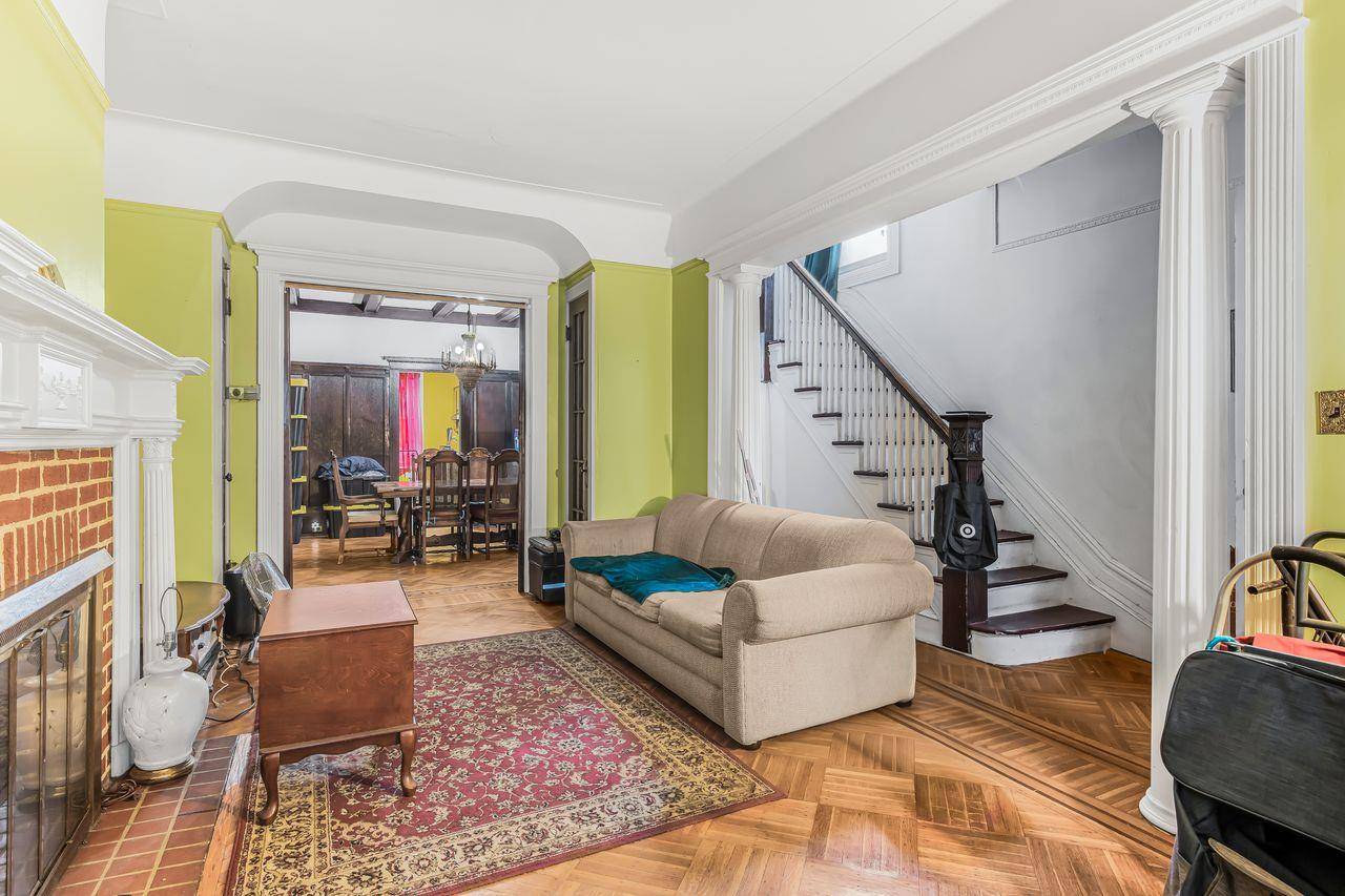 Brooklyn, NY 11226,10 Martense CT