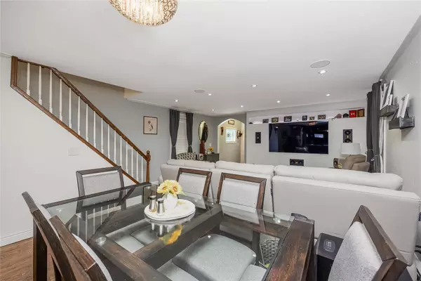 Cedarhurst, NY 11516,487 Court AVE