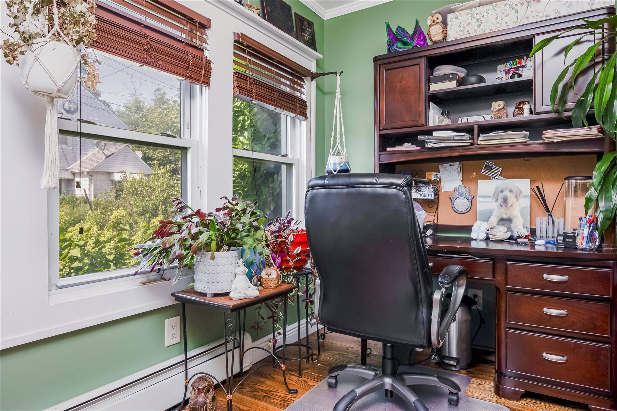 Cedarhurst, NY 11516,487 Court AVE