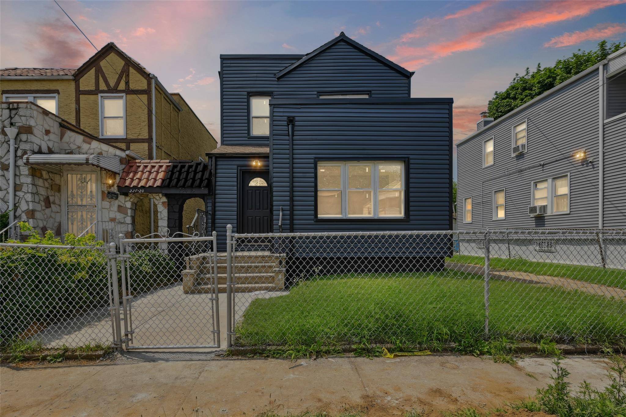 Laurelton, NY 11422,234-16 134 rd