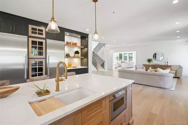 Rye Brook, NY 10573,23 Sylvan RD