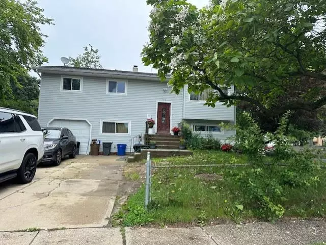 Brentwood, NY 11717,499 Freeman AVE