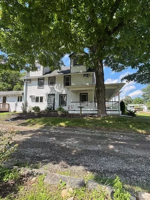 Sloatsburg, NY 10974,241 Orange TPKE