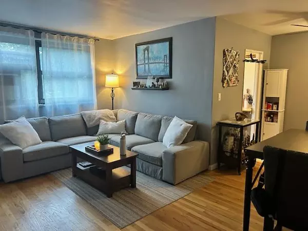 Whitestone, NY 11357,199-39 19th AVE #Upper