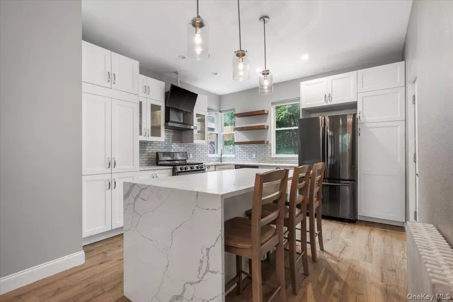 525 E 235th ST, Bronx, NY 10470