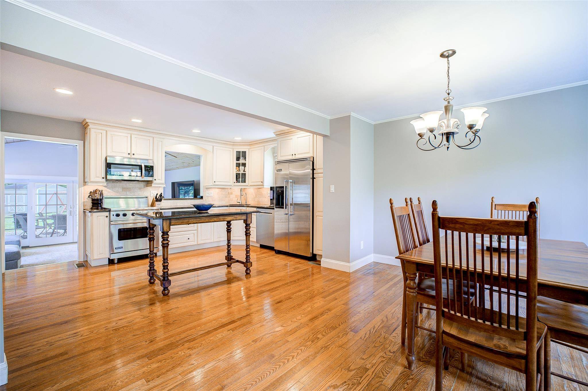 Poughkeepsie, NY 12603,14 Flower Hill RD