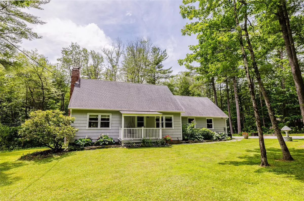 Austerlitz, NY 12017,230 Middle RD