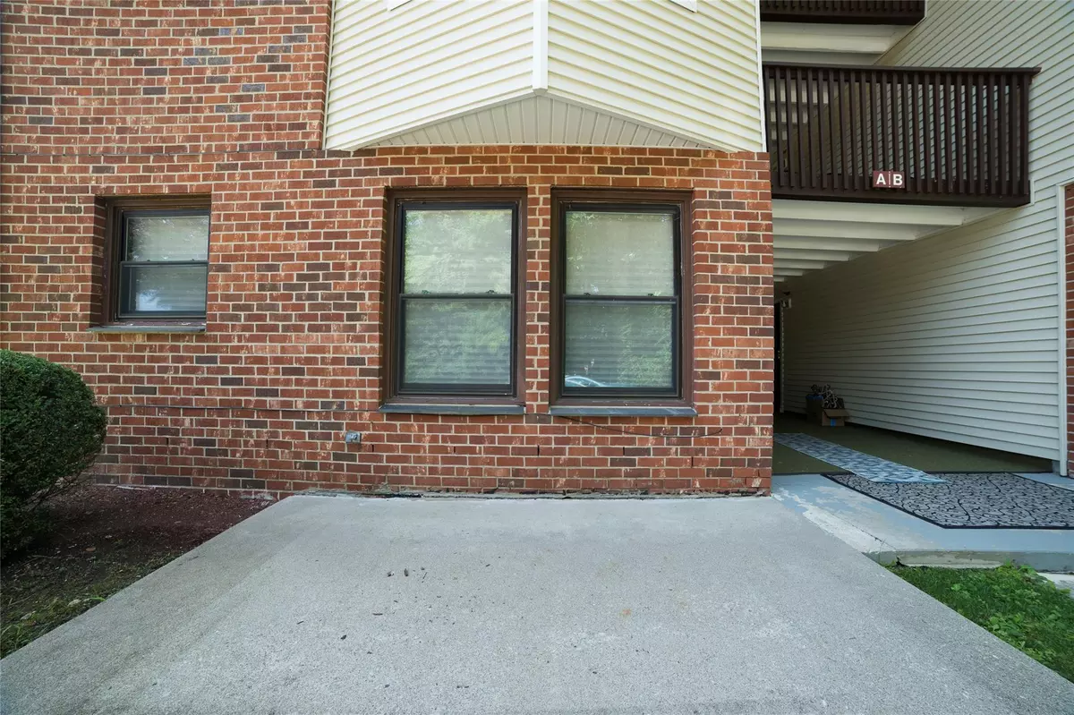 Yorktown Heights, NY 10598,27A Walden CT #A