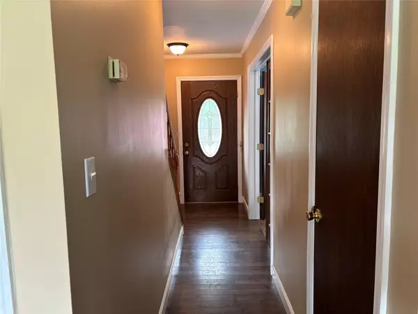 Mastic Beach, NY 11951,316 Whittier DR