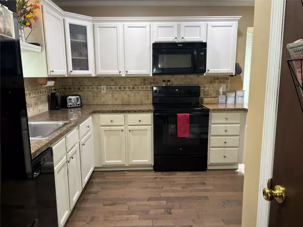 Mastic Beach, NY 11951,316 Whittier DR