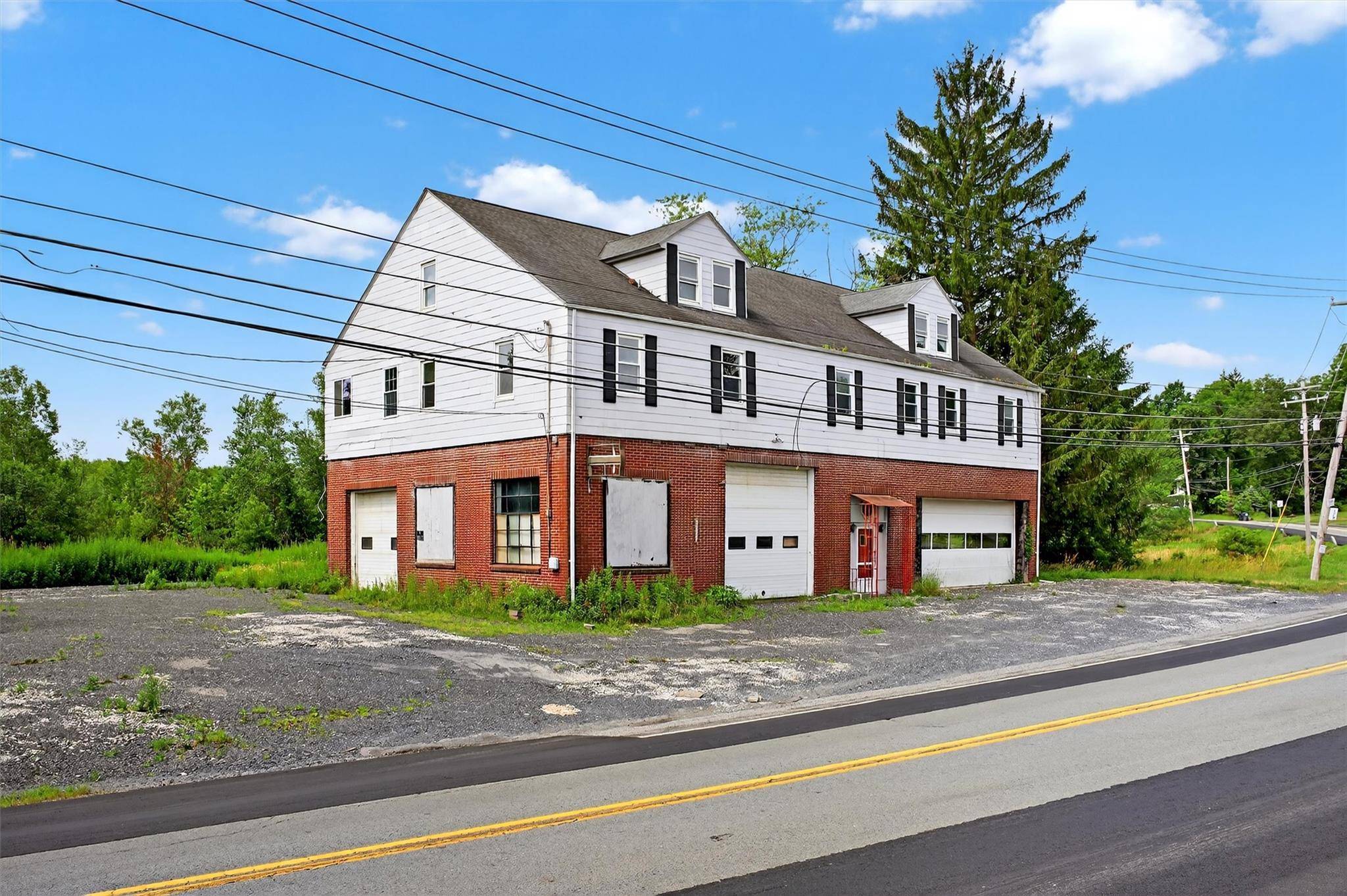 Middletown, NY 10940,2213 Mount Hope RD