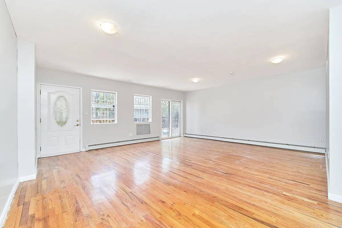 701 Jefferson AVE #2, Brooklyn, NY 11221