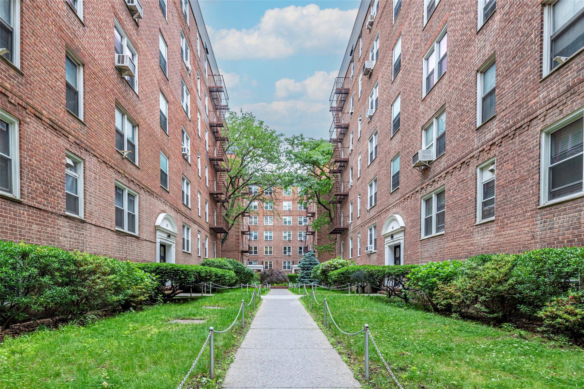 Flushing, NY 11355,144-45 Sanford AVE #6B