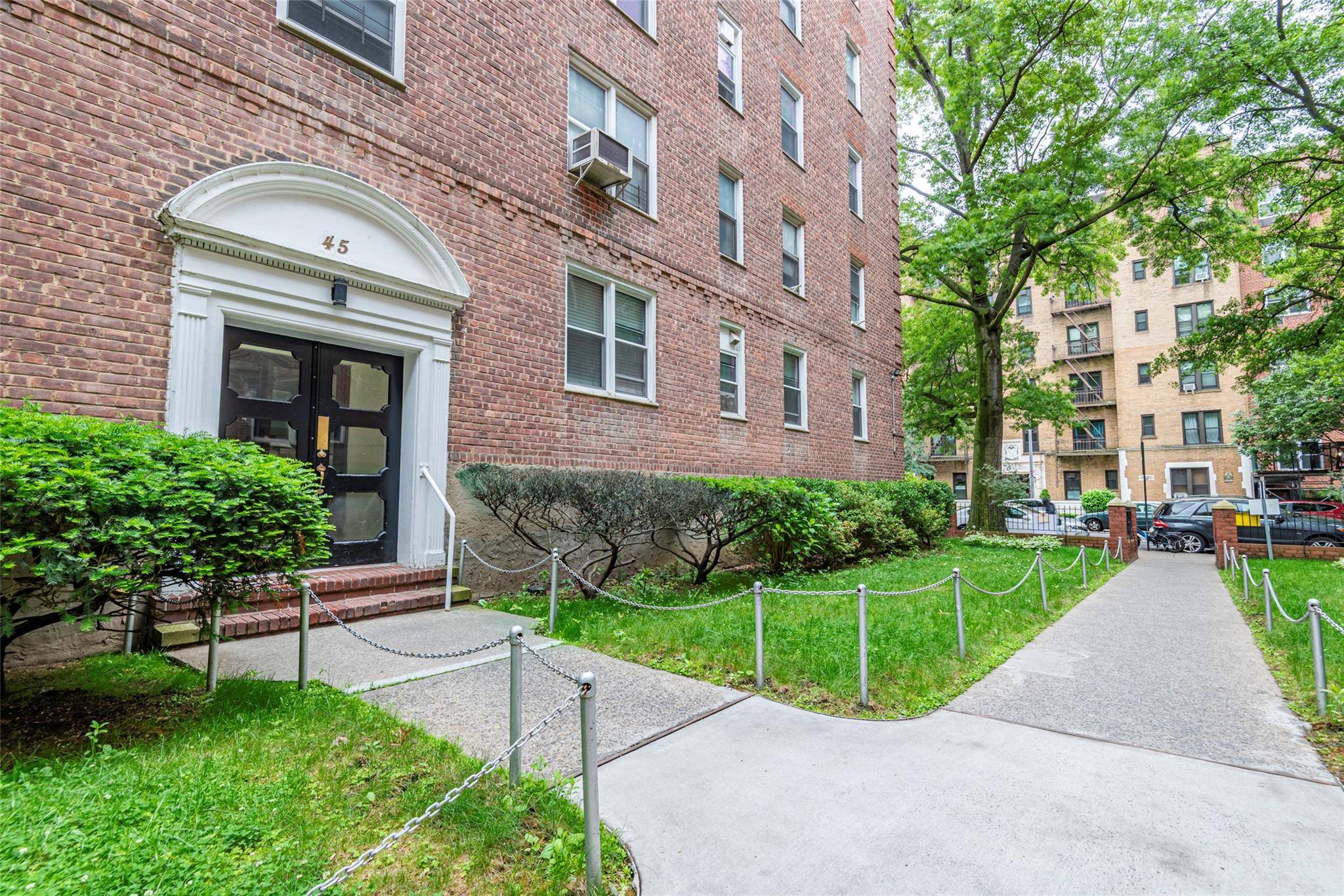 Flushing, NY 11355,144-45 Sanford AVE #6B