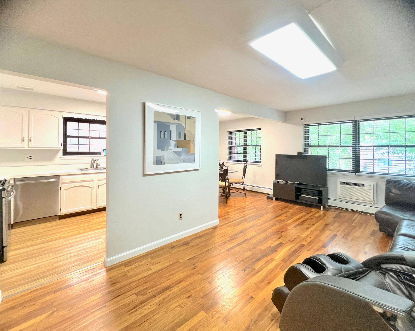 Bayside, NY 11364,22035 67th AVE #C