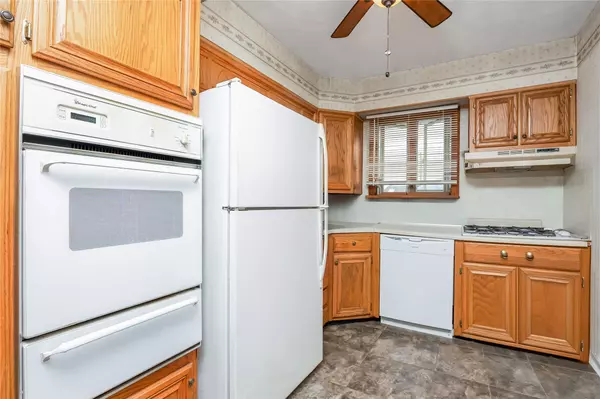 Farmingdale, NY 11735,16 Michel AVE