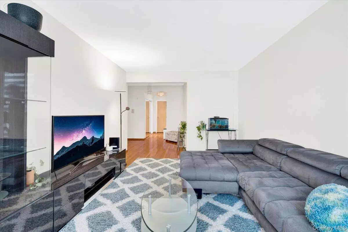 Brooklyn, NY 11235,2615 Homecrest AVE #1D