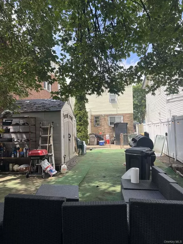 Corona, NY 11368,104-20 47th AVE