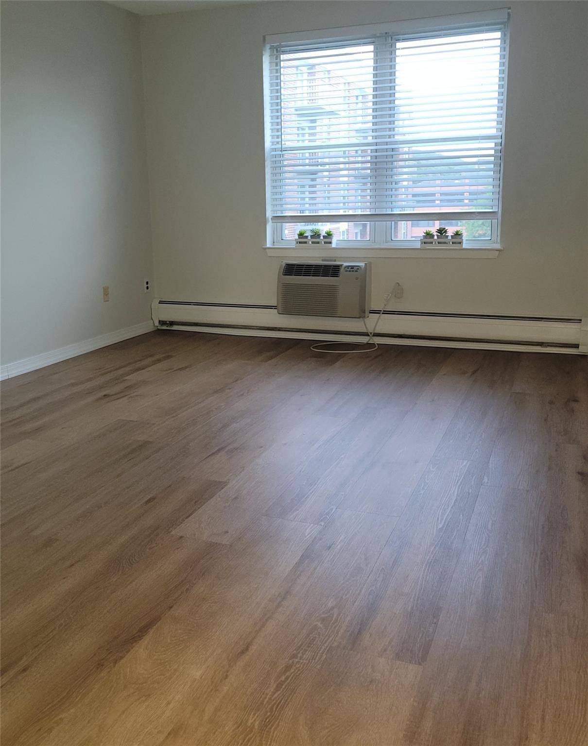 Suffern, NY 10901,35 Park AVE #4N