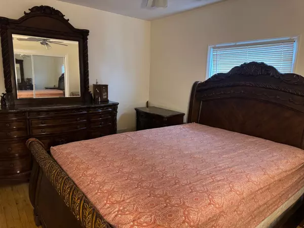 Queens Village, NY 11429,21531 Murdock AVE