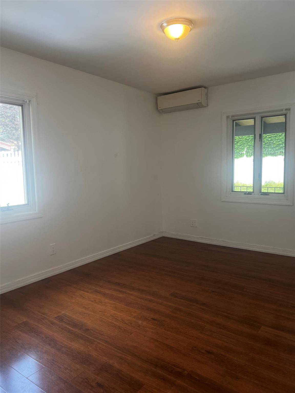 Fresh Meadows, NY 11366,7363 198th ST