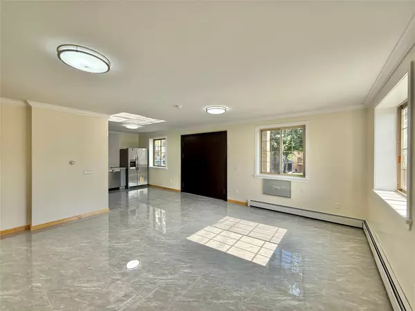 Bronx, NY 10465,1604 Robertson PL