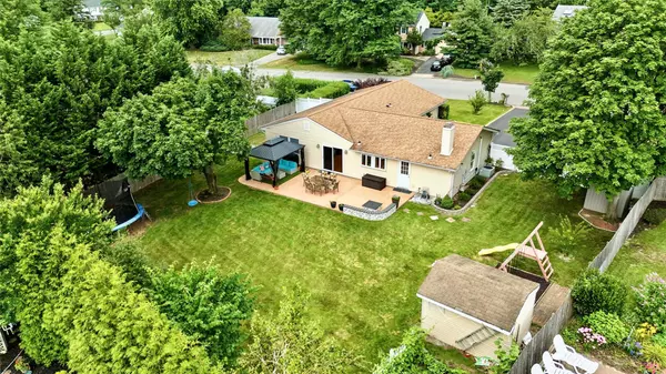 South Setauket, NY 11720,24 Strathmore Village DR
