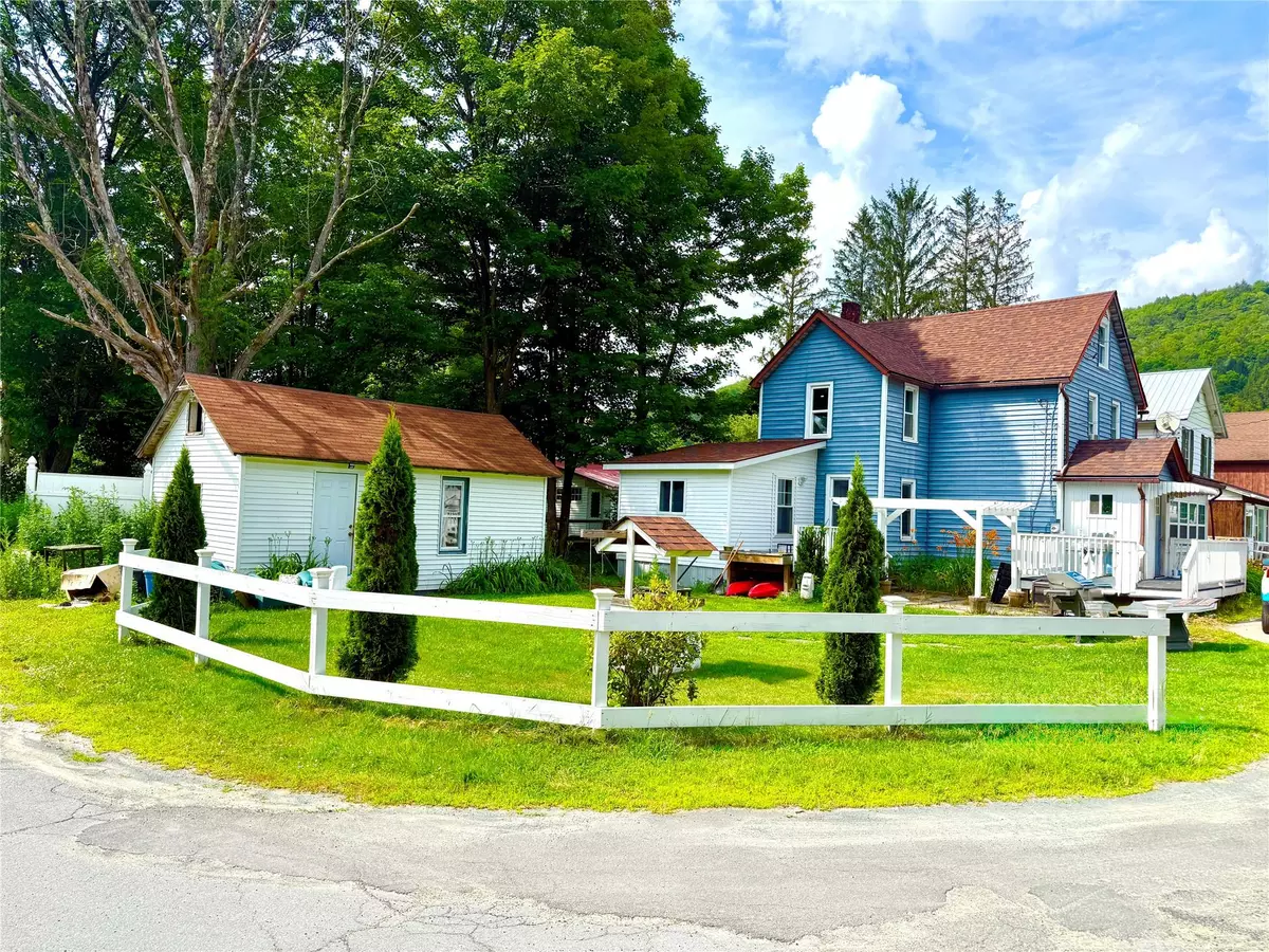 Roscoe, NY 12776,61 Cottage ST