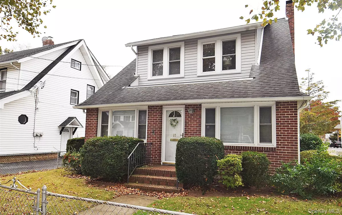 Lynbrook, NY 11563,57 Nieman AVE