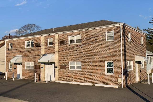 East Meadow, NY 11554,679 Hilda ST #49A