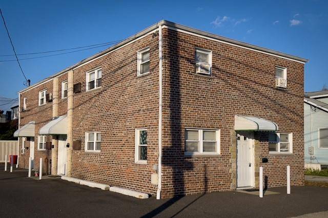 679 Hilda ST #49A, East Meadow, NY 11554