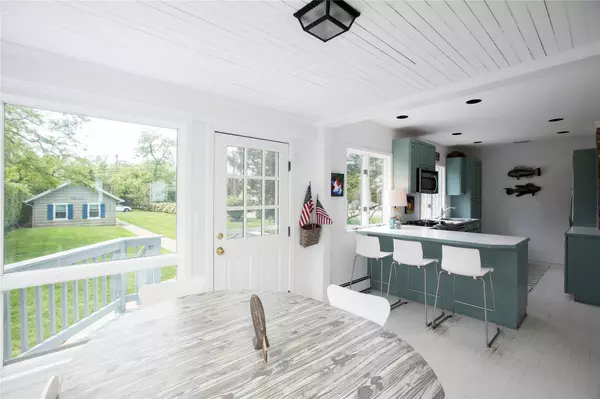 Northport, NY 11768,124 Asharoken AVE