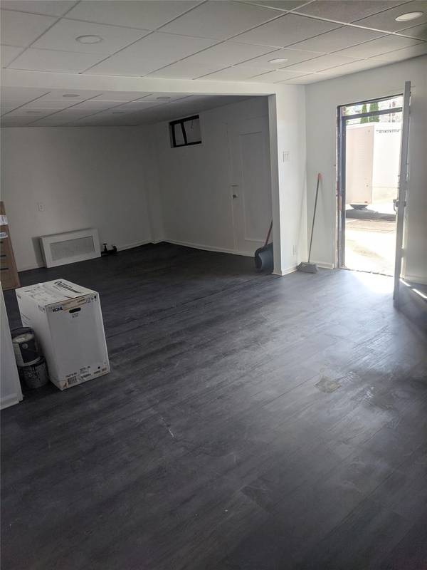 113-69 Springfield BLVD, Queens Village, NY 11429